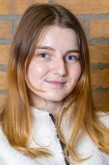 Полина Мельникова