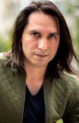 Адриан Годинес